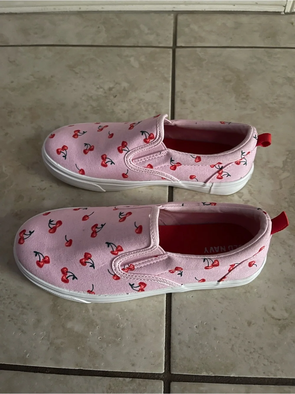Old Navy never allover sole